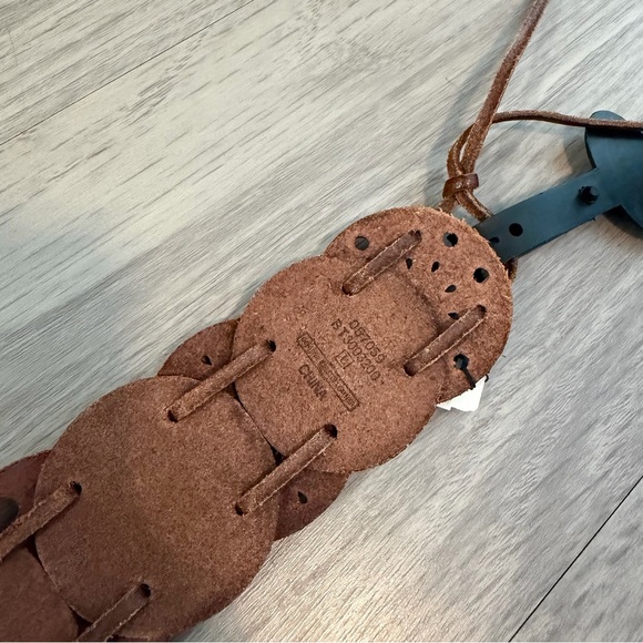 NWT, Fossil, Vintage, Genuine Leather Concho Belt, Y2K, Grunge | Large - Picture 4 of 6